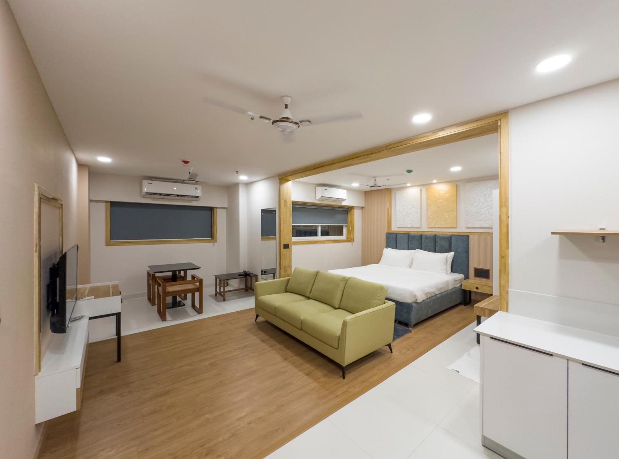 The Habitat Suites Guruvāyūr Extérieur photo