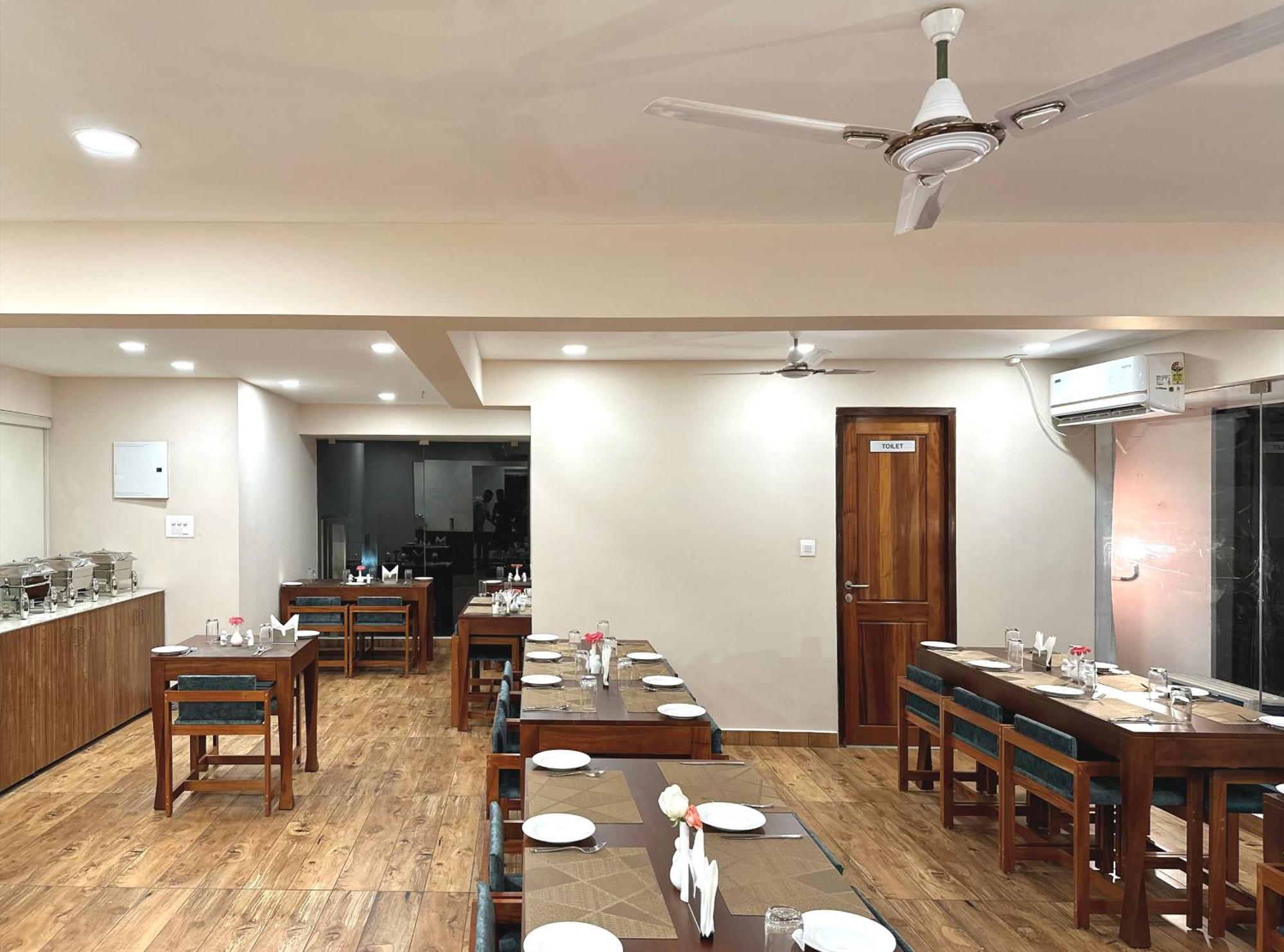 The Habitat Suites Guruvāyūr Extérieur photo