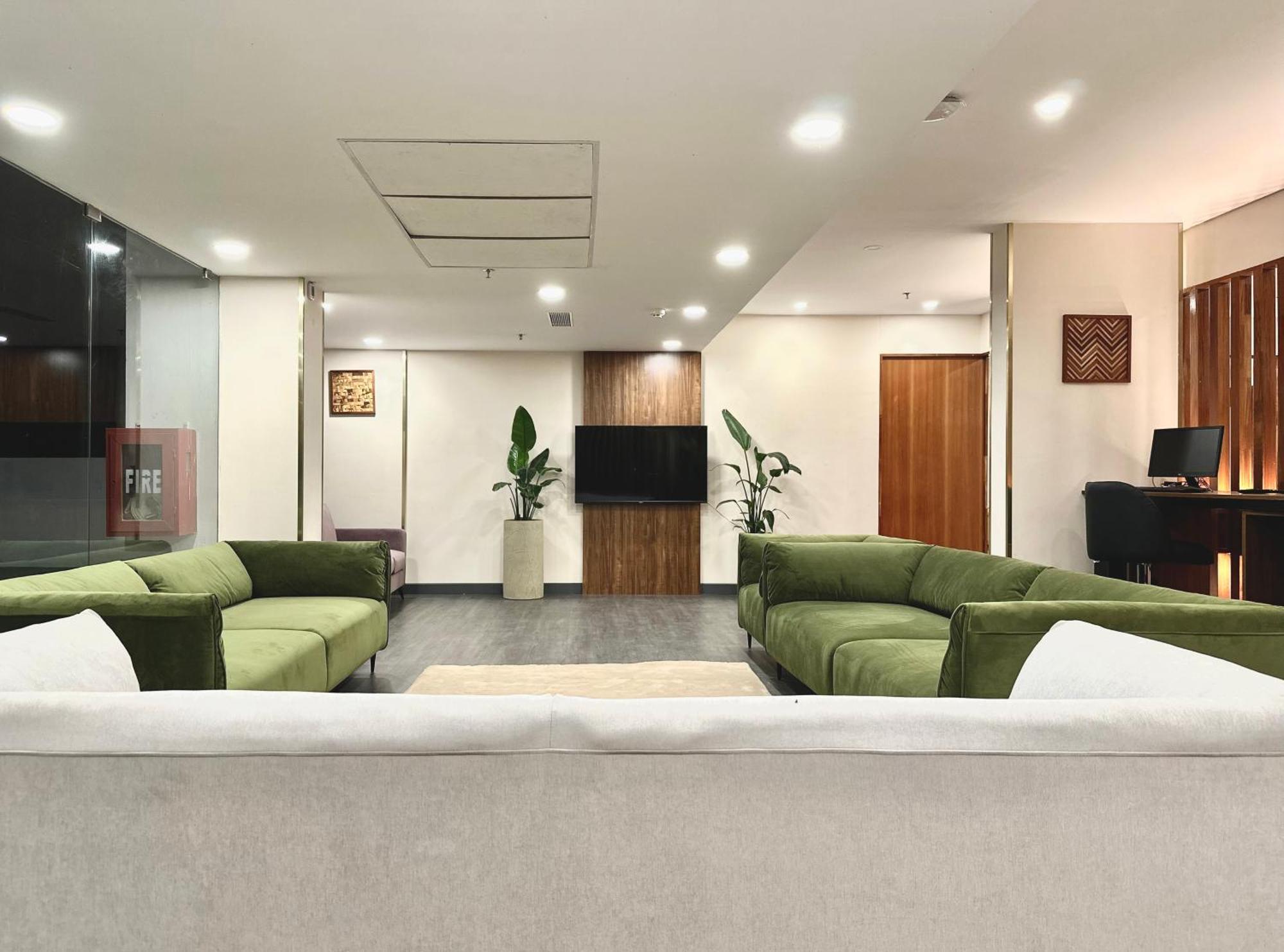 The Habitat Suites Guruvāyūr Extérieur photo