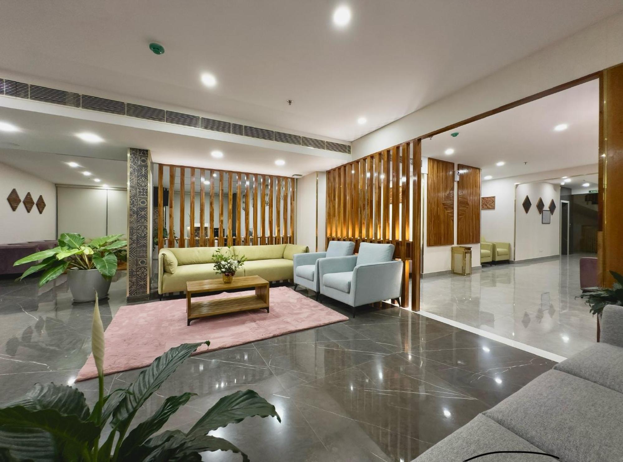 The Habitat Suites Guruvāyūr Extérieur photo