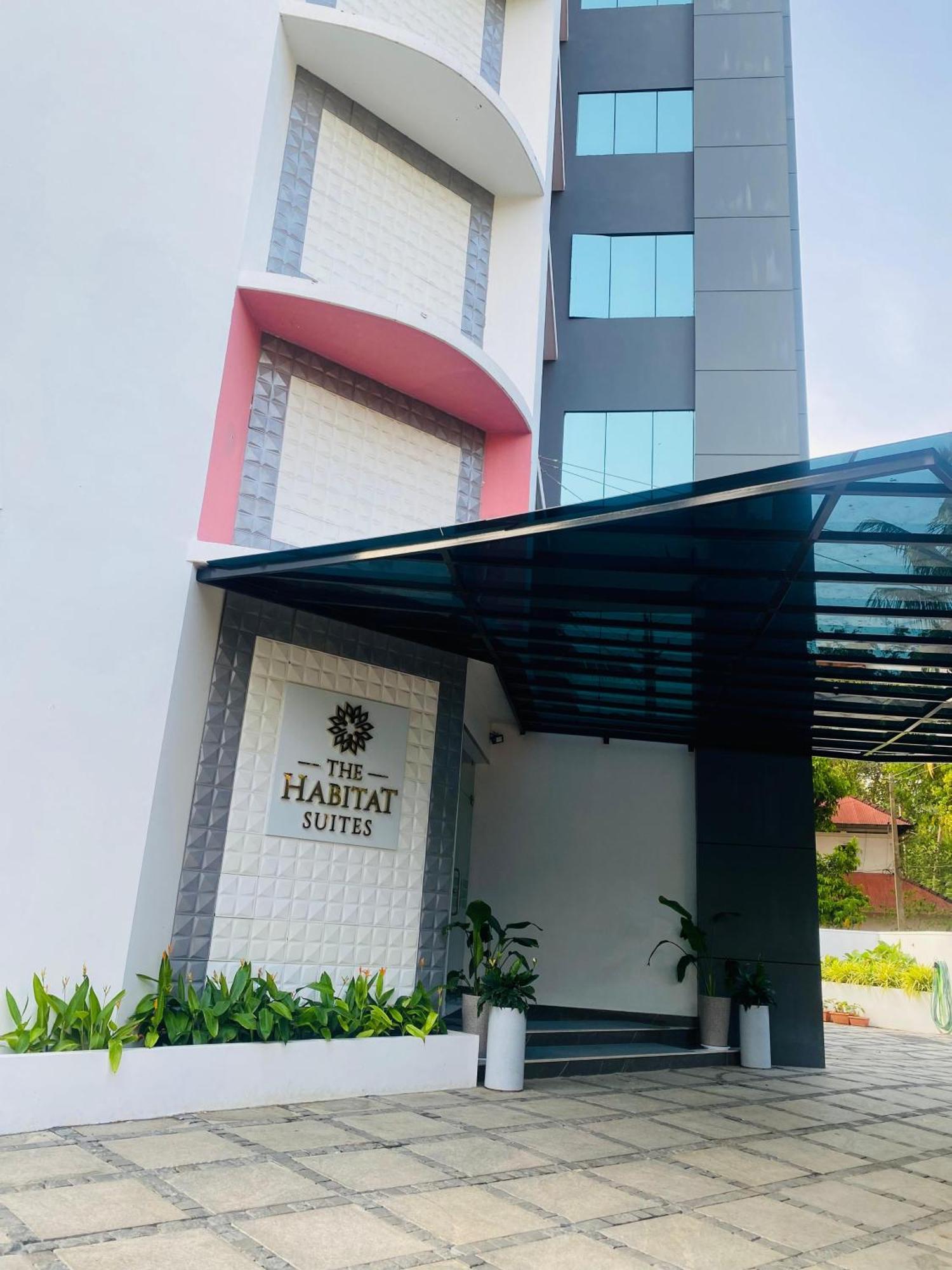 The Habitat Suites Guruvāyūr Extérieur photo